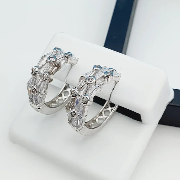 "925 Sterling Silver Cubic Zircon Earrings, UU1P7A7020 - Picture 4 of 9